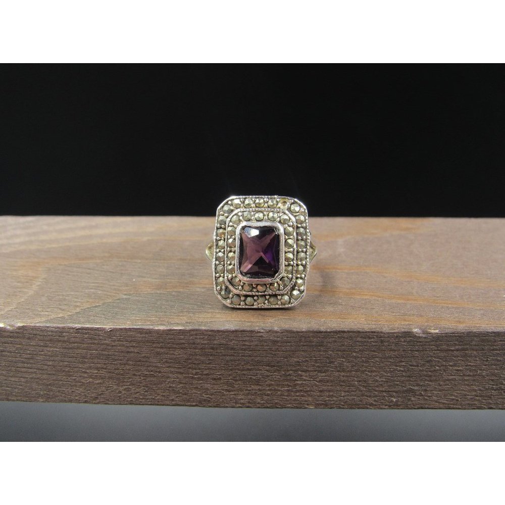 Size 9.25 Sterling Silver Purple Glass And Marcasite Stone Band Ring